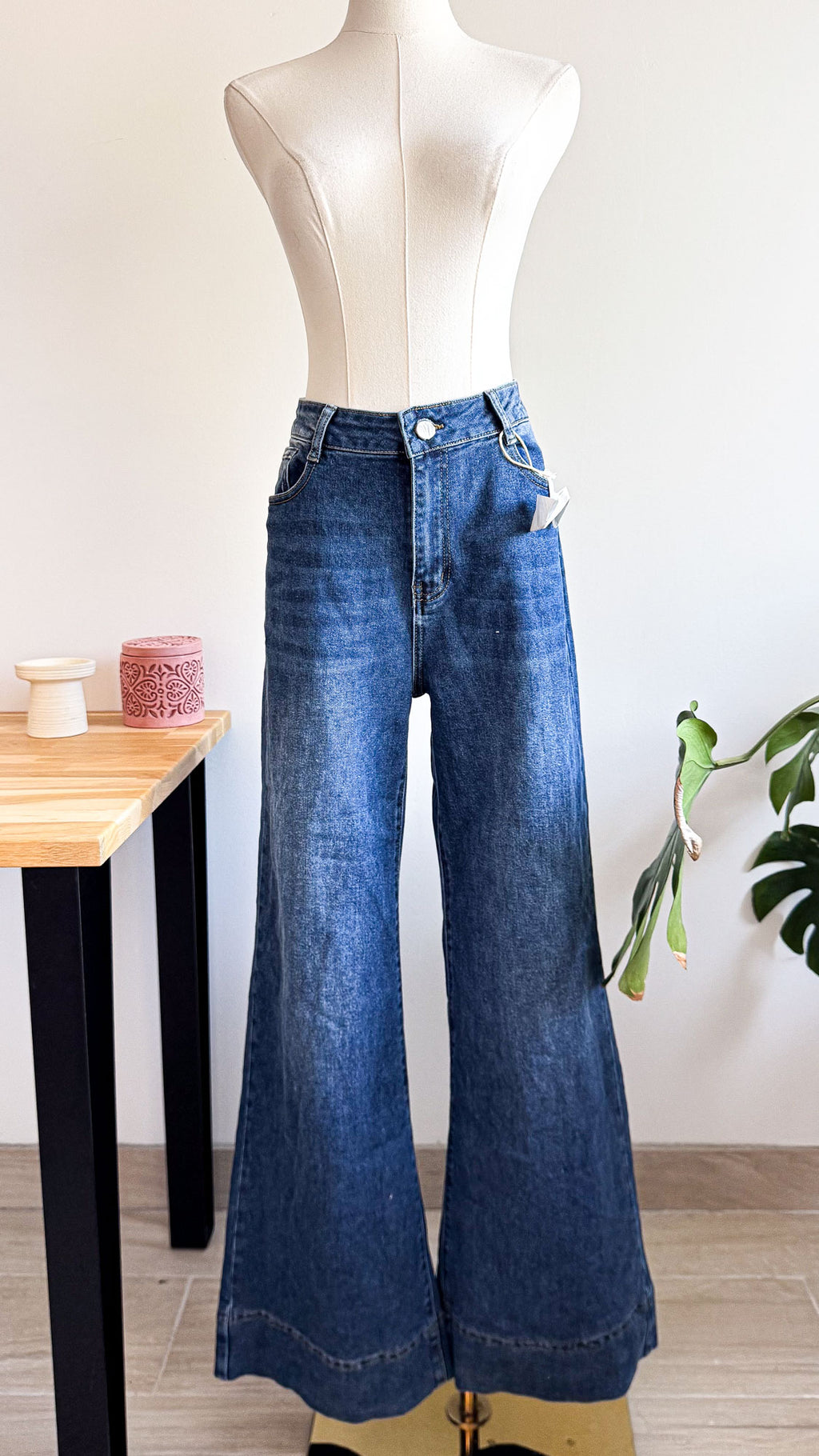 Jean flare taille haute neuf étiquette 40 - Foly Rose