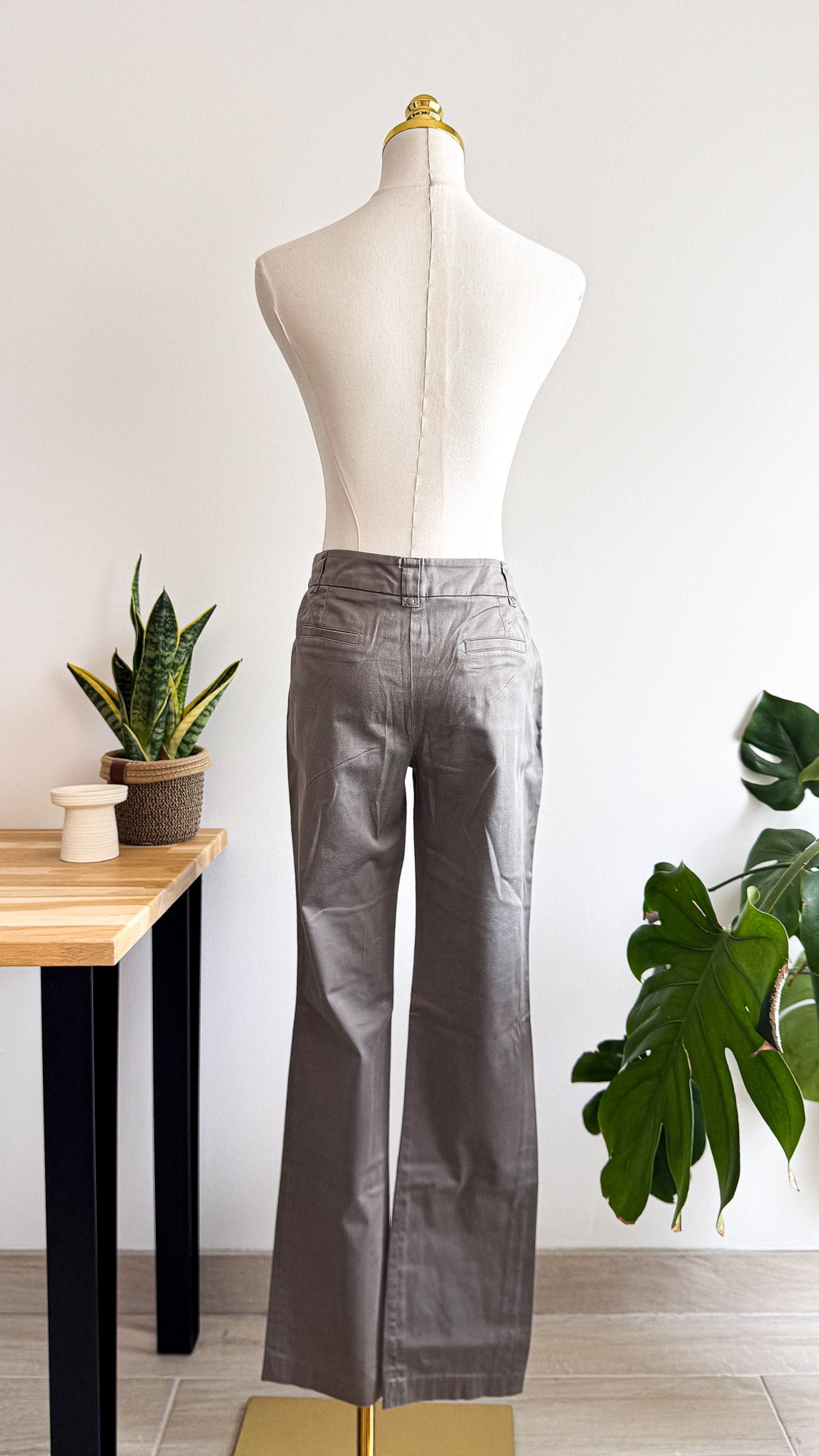 Pantalon droit gris taupe Camaïeu T40 coton stretch casual chic
