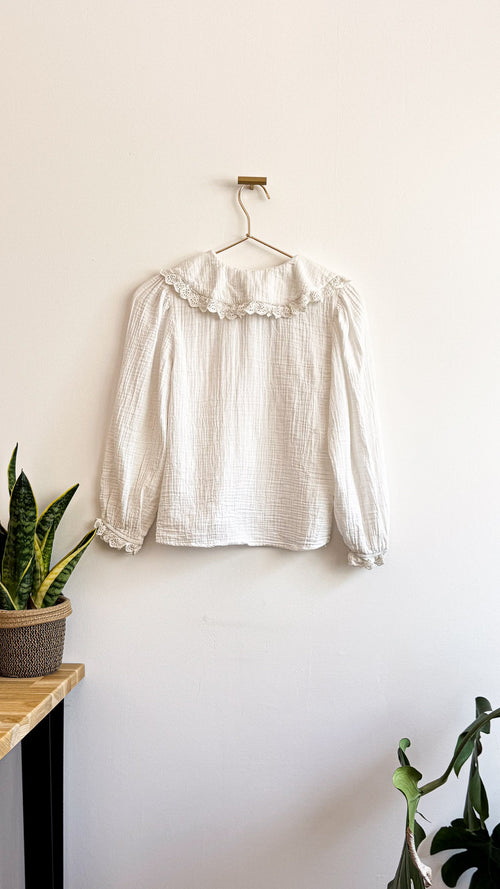 Blouse Kiabi fille 10 ans blanche col volant dentelle
