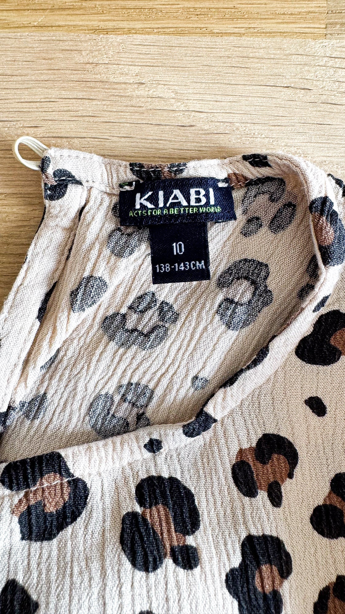 Blouse léopard Kiabi fille 10 ans beige viscose manches longues