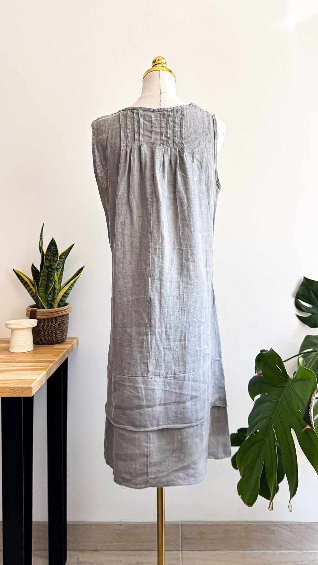 Robe grise lin col fronce asymétrique L
