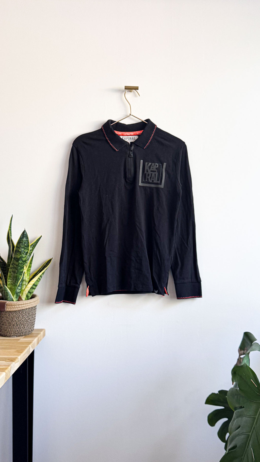 Polo ML noir zip liseré rouge logo 12 ans - Kaporal
