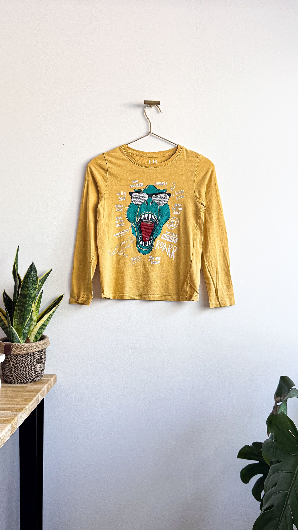 T-shirt ML jaune moutarde T-Rex sequins 10 ans - La Halle
