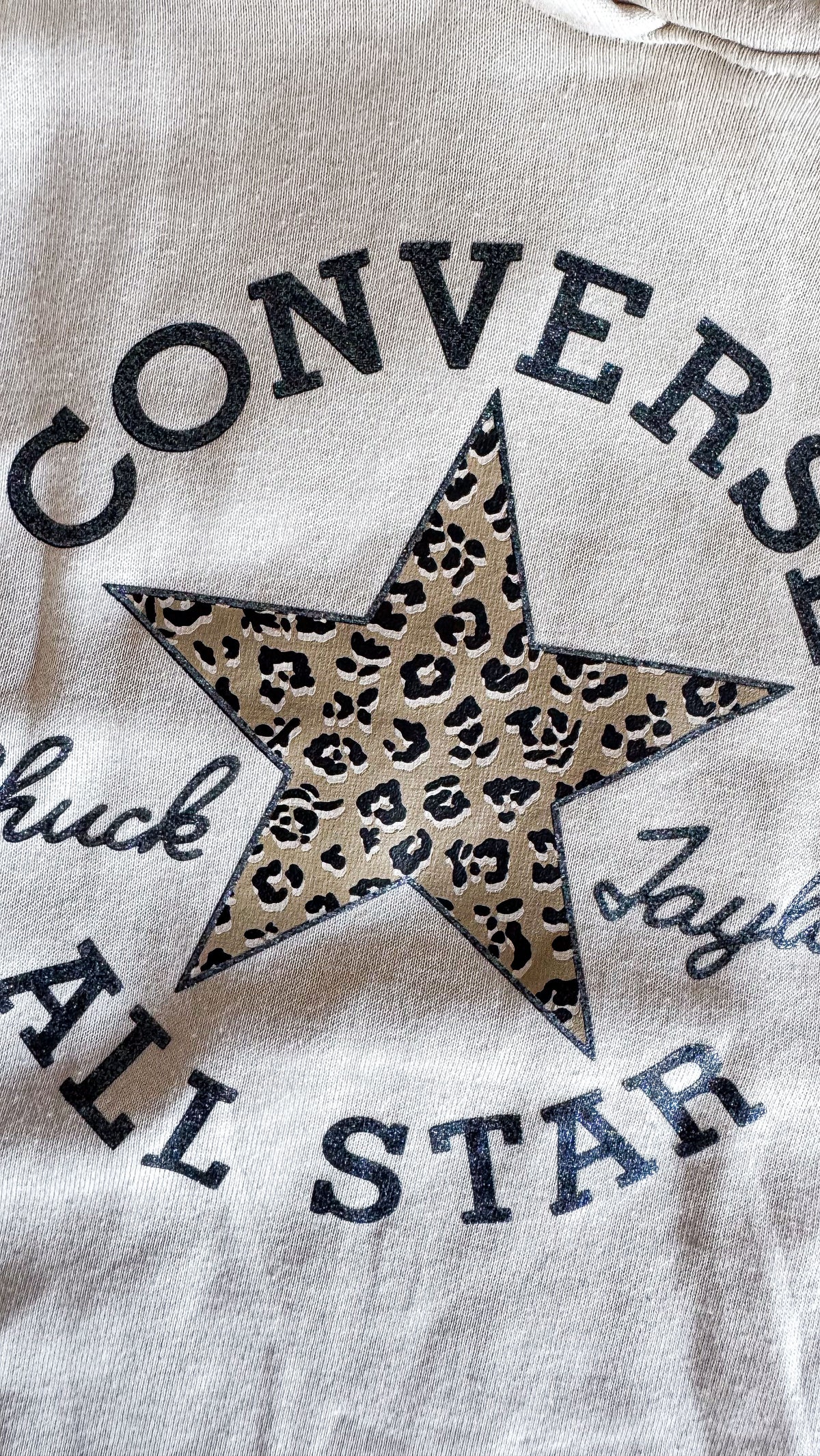 Sweat capuche Converse fille 8-10 ans beige étoile léopard