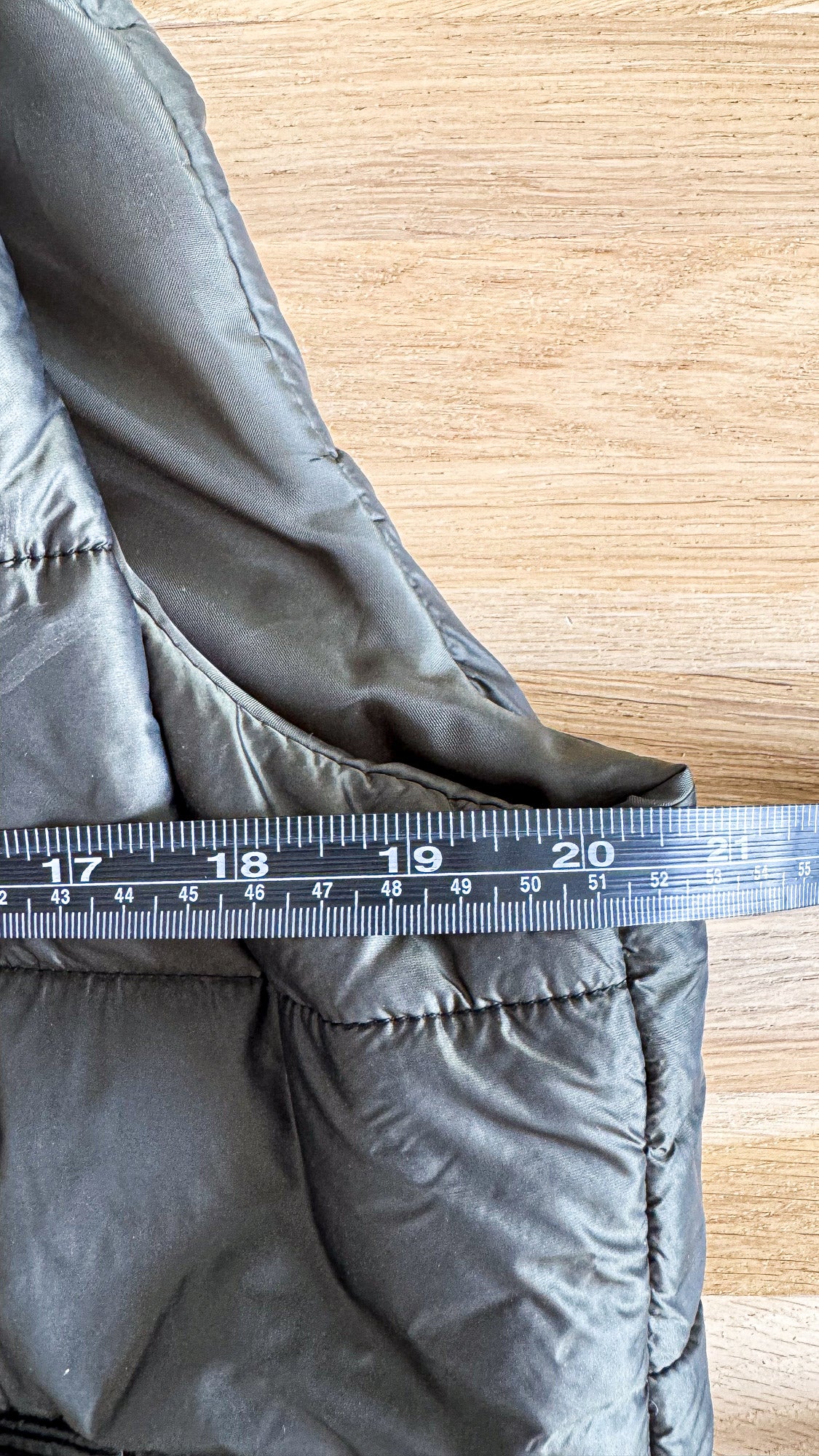 Doudoune sans manches kaki Made in Italy matelassée taille L neuve