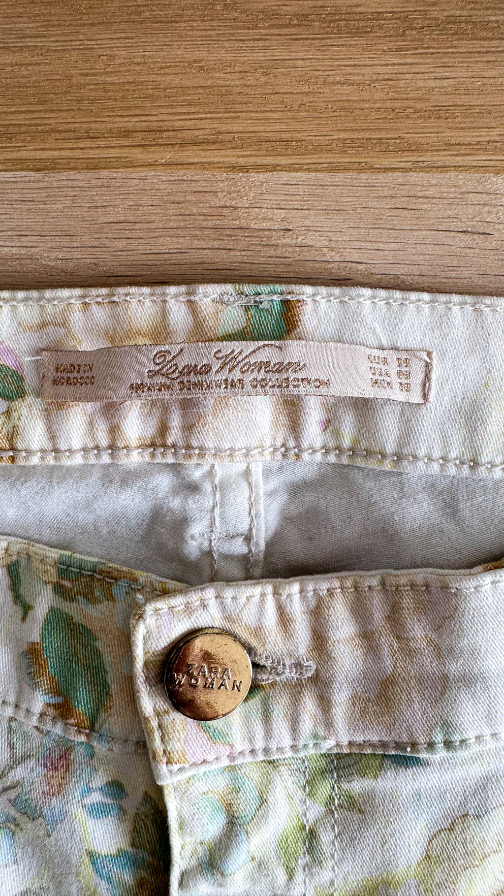 Jean fleuri coupe slim 38 - Zara Woman