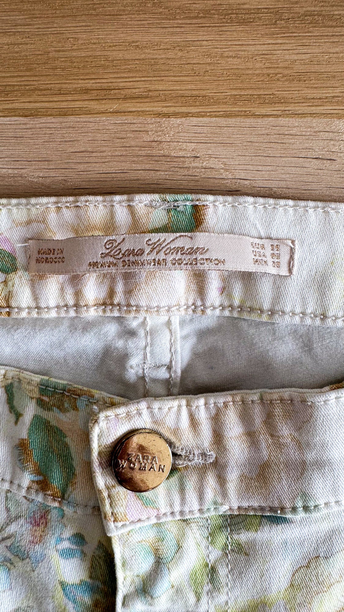 Jean fleuri coupe slim 38 - Zara Woman