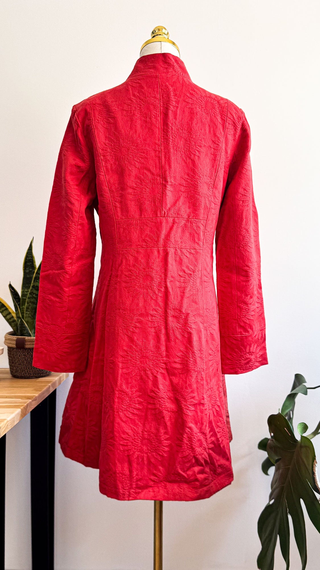 Veste manteau Desigual rouge jacquard boutonnée taille 40