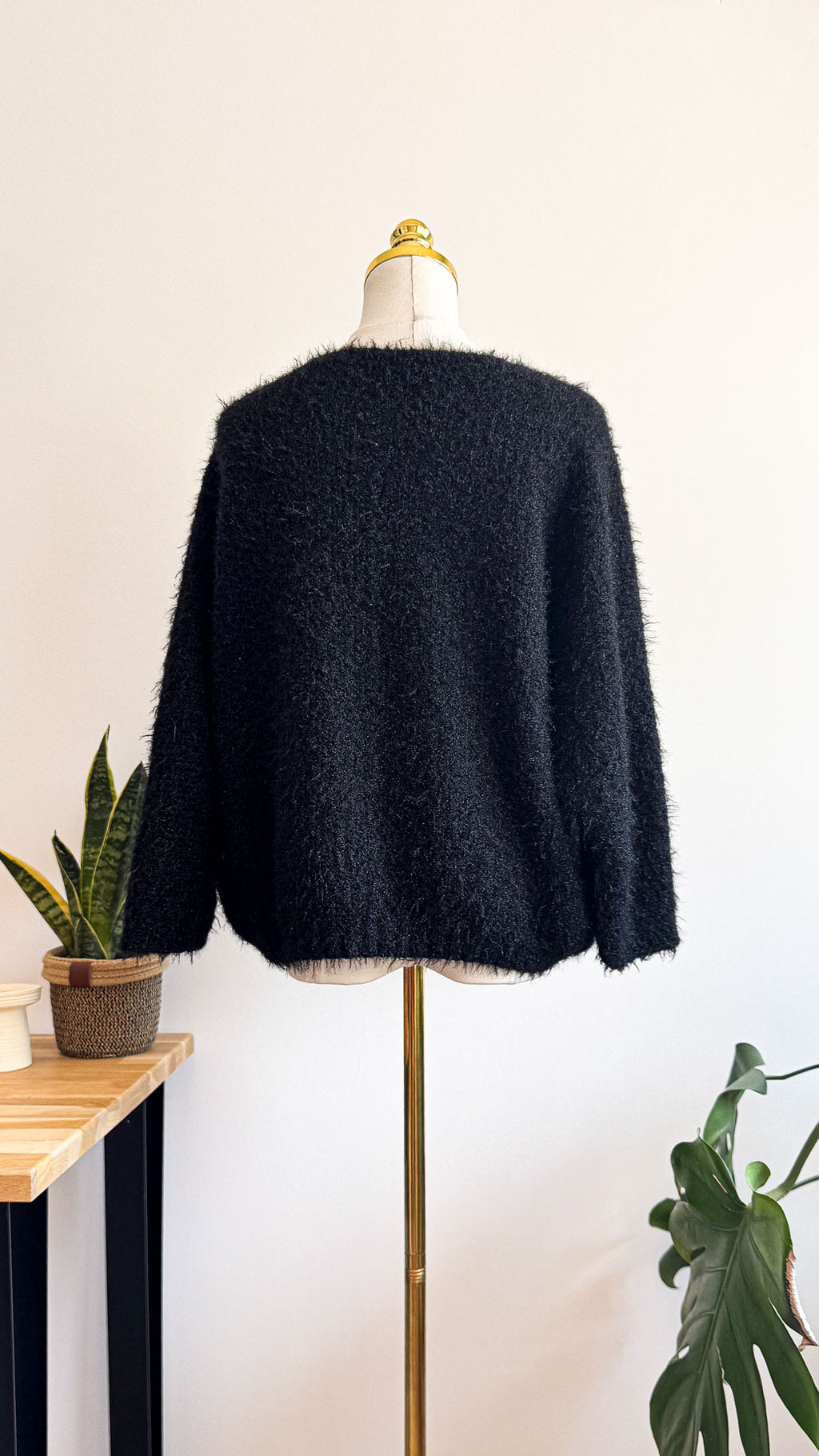 Black oversized fluffy sweater Made in Italy one size