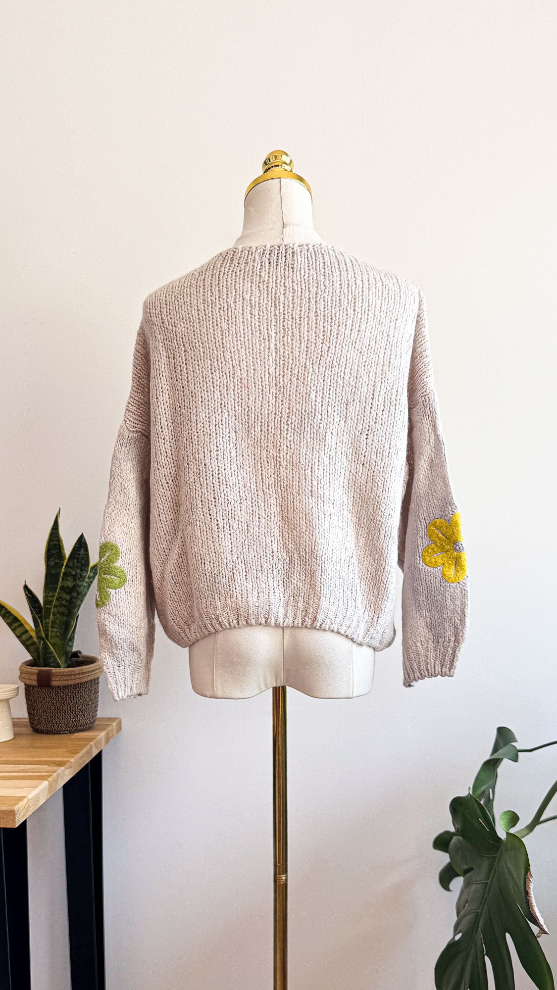 Pull Ineo Couture beige fleurs crochet Made in Italy