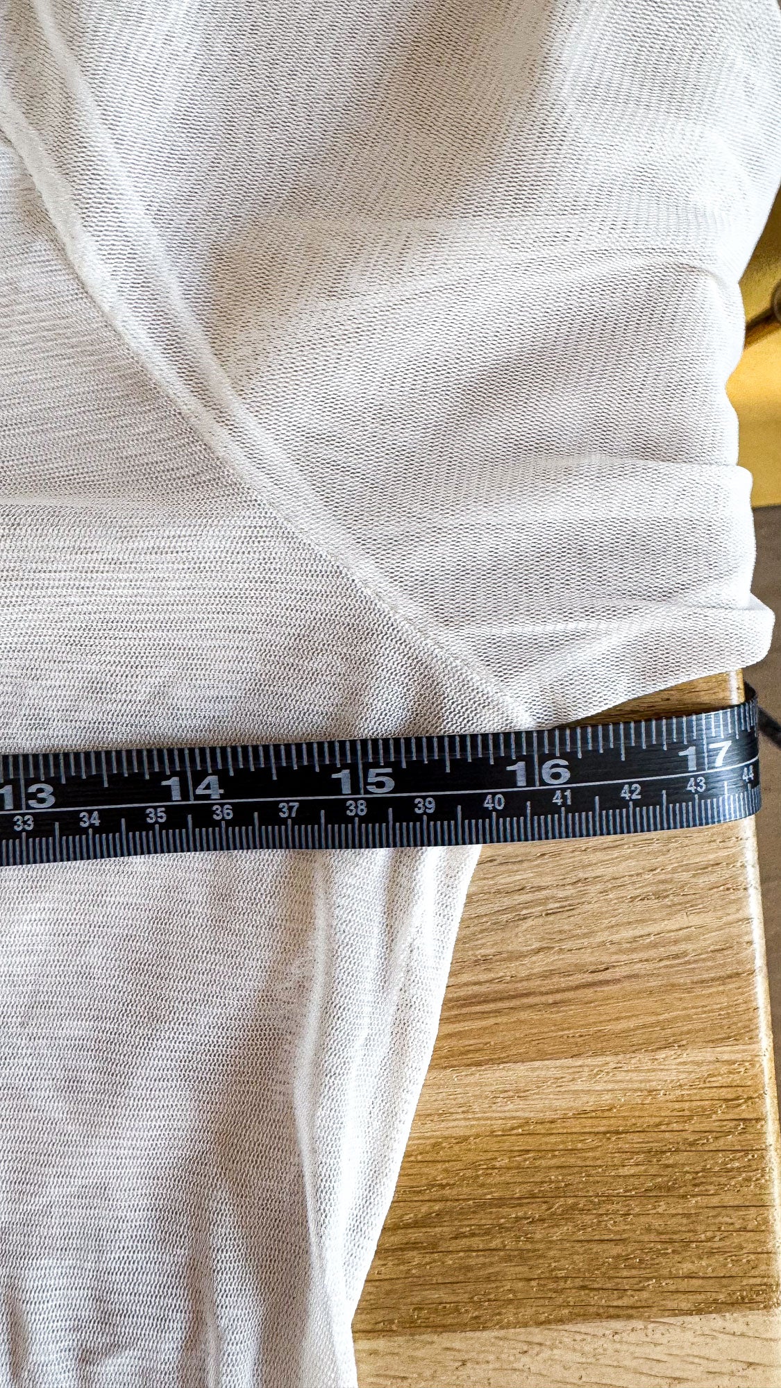 Haut voile blanc Deca taille 4 (~38-40) manches longues