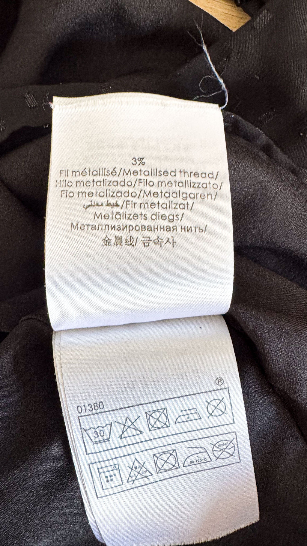 Débardeur Cache Cache noir T2 col V voile fil métallisé