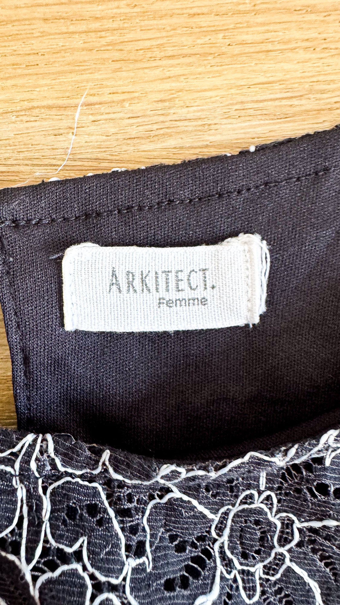Robe dentelle florale festonnée 40 - Arkitect