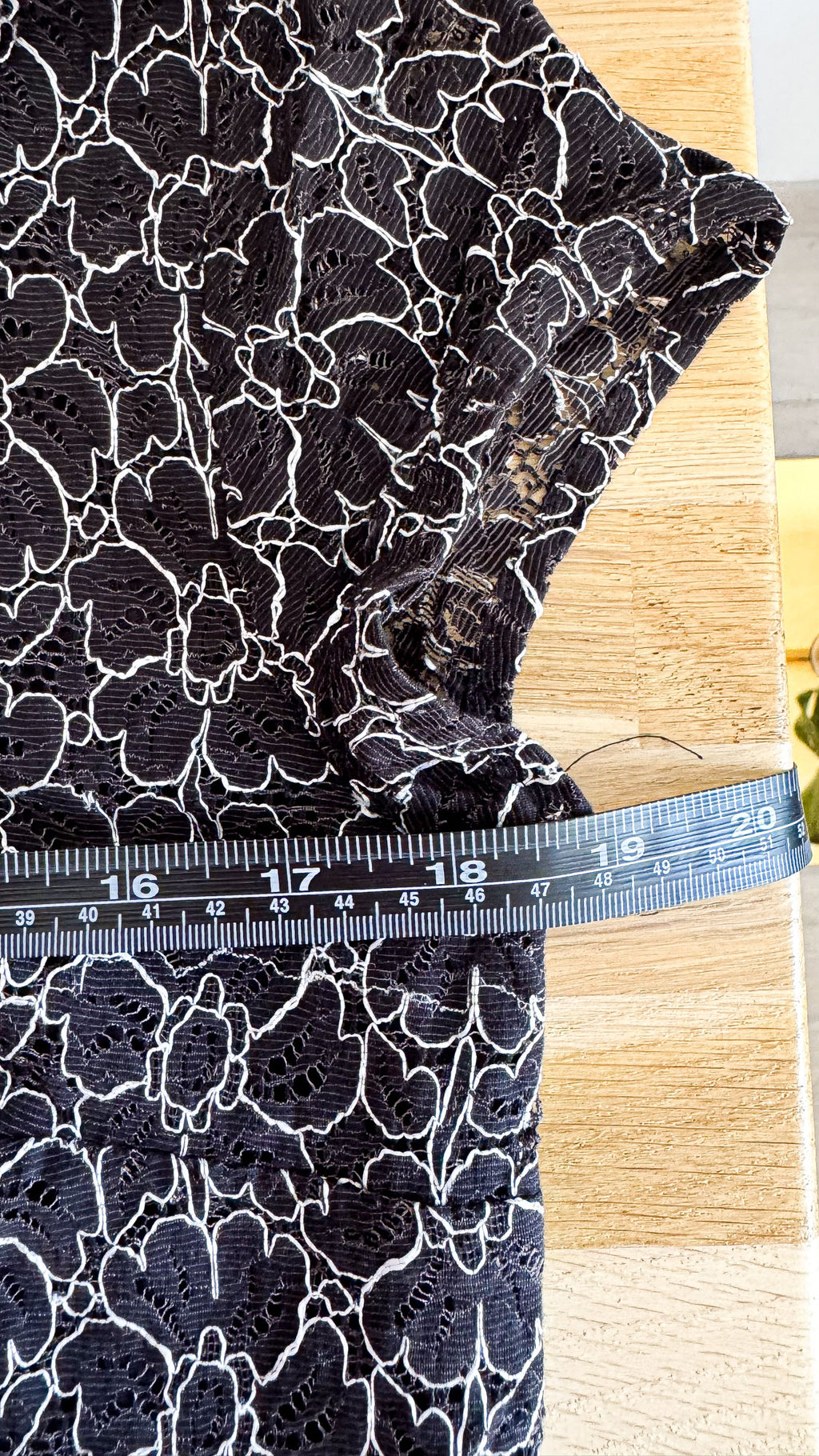 Robe dentelle florale festonnée 40 - Arkitect