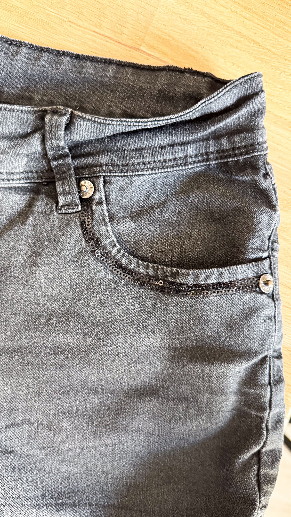 Short jean gris foncé poches sequins 38 - Morgan
