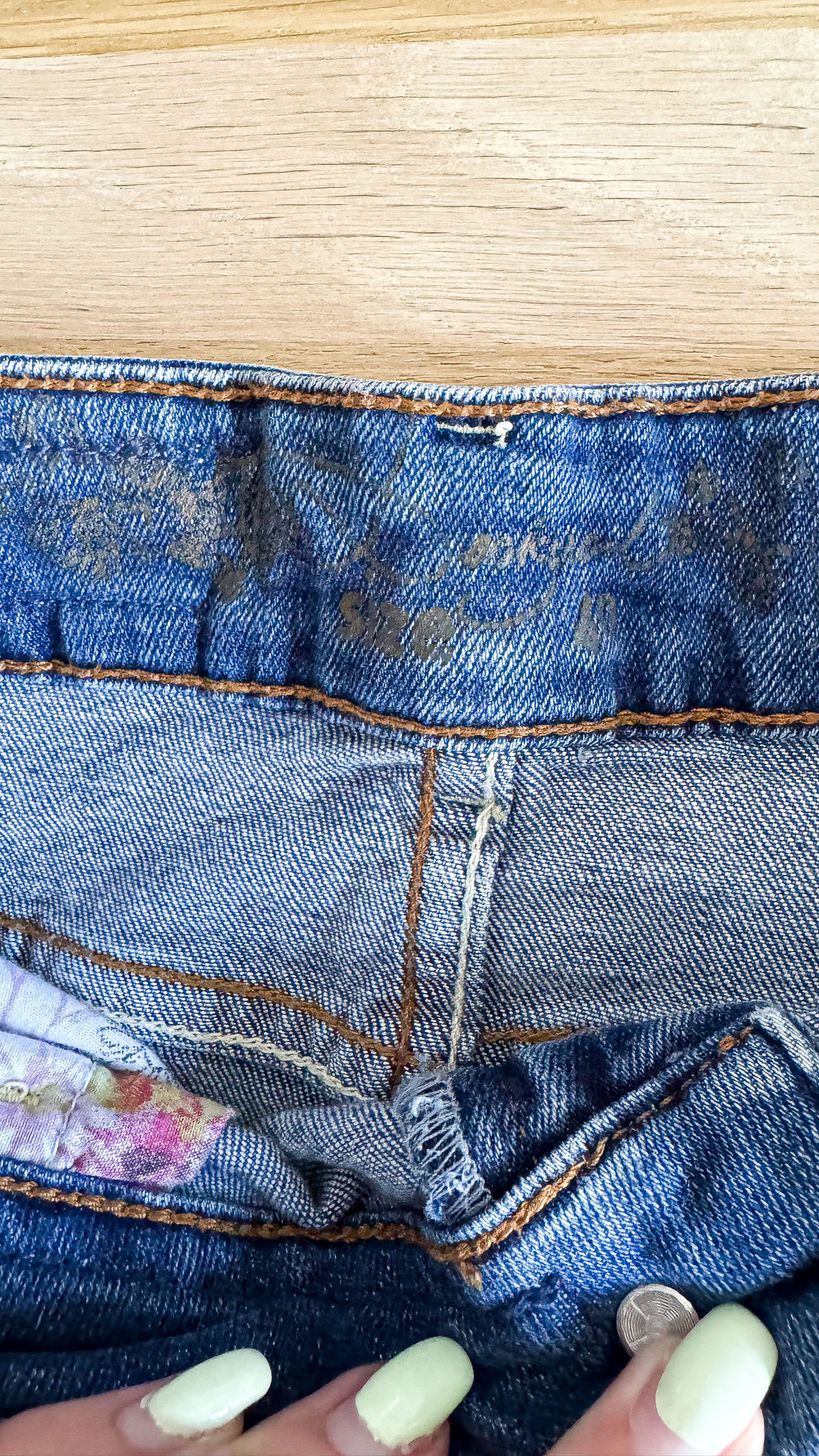 Jupe jean sequins bordeaux brodée dorée 40 - Desigual