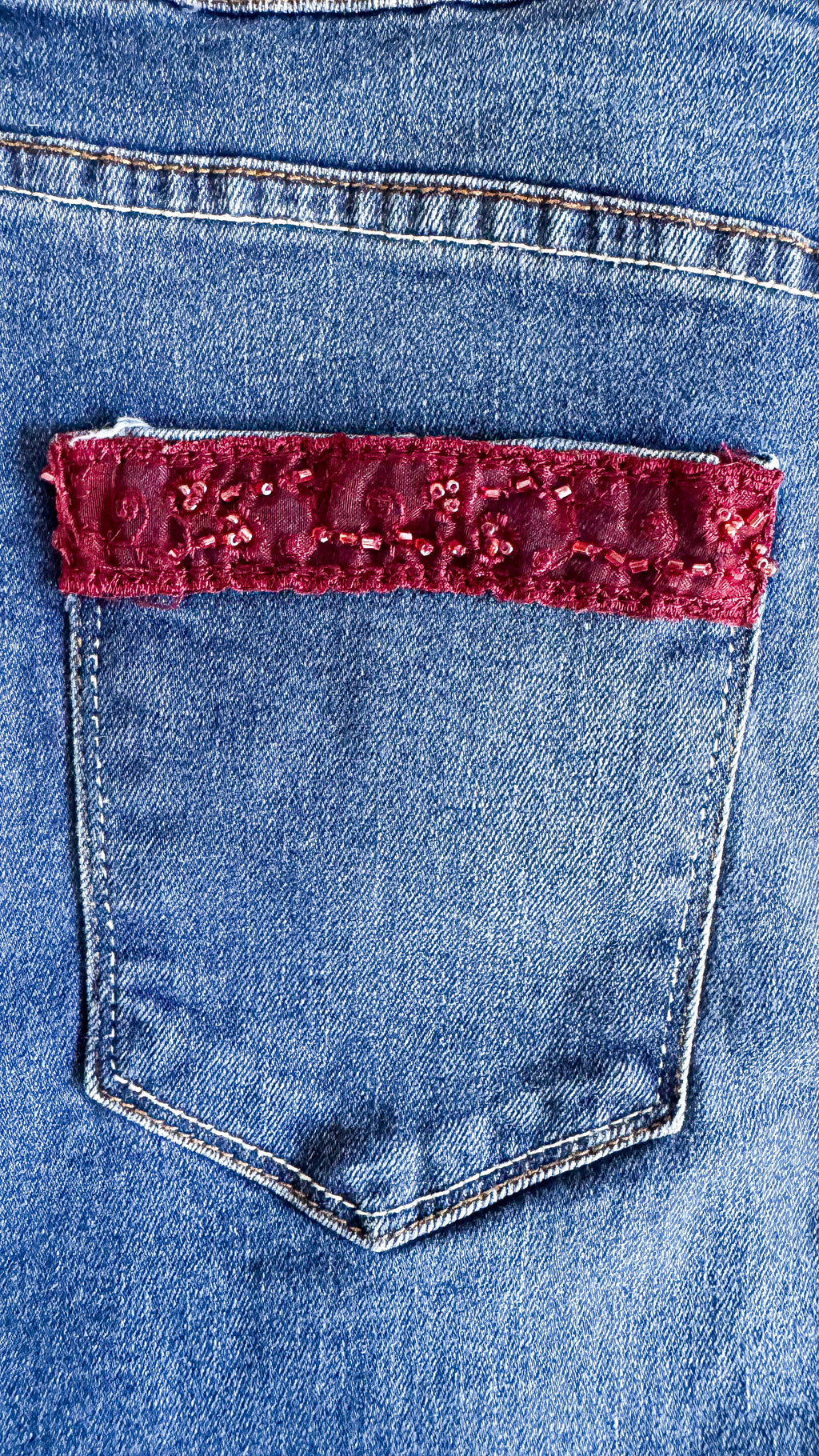 Jupe jean sequins bordeaux brodée dorée 40 - Desigual
