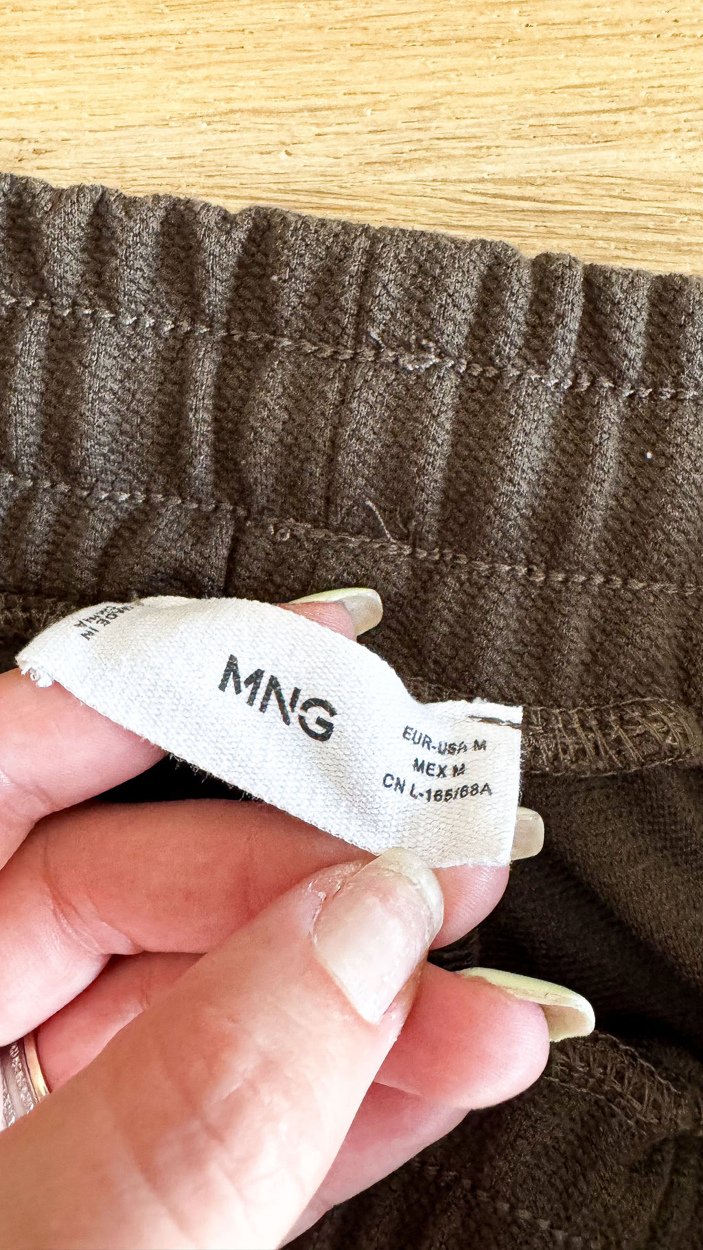 Pantalon fluide kaki taille élastique M - Mango
