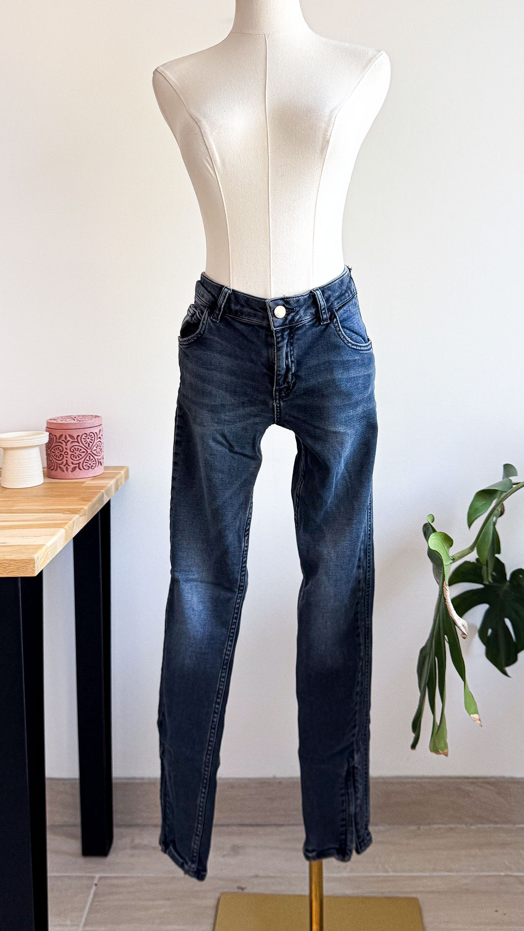 Jean slim bleu foncé zip cheville 38 - Zara