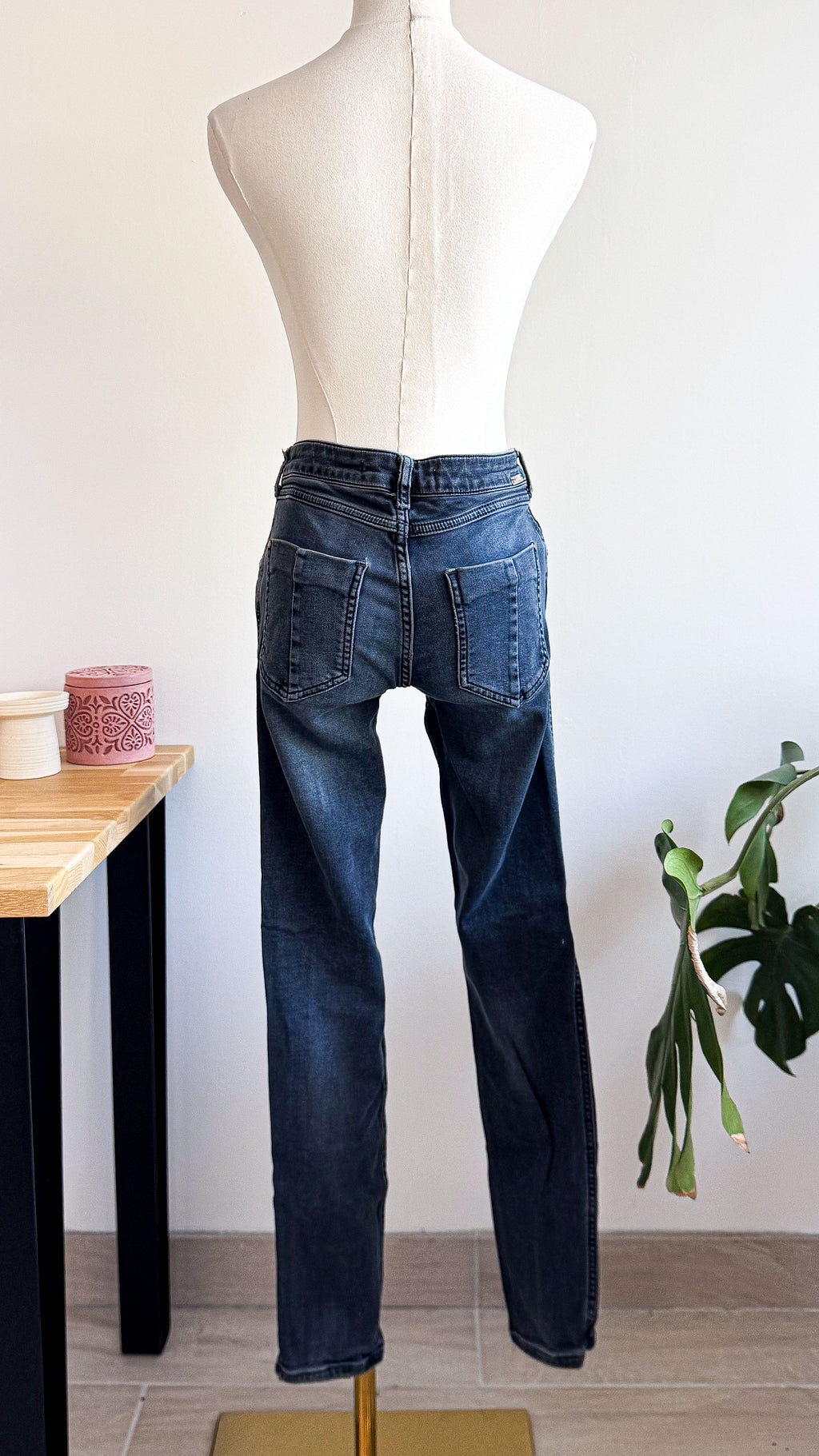 Jean slim bleu foncé zip cheville 38 - Zara