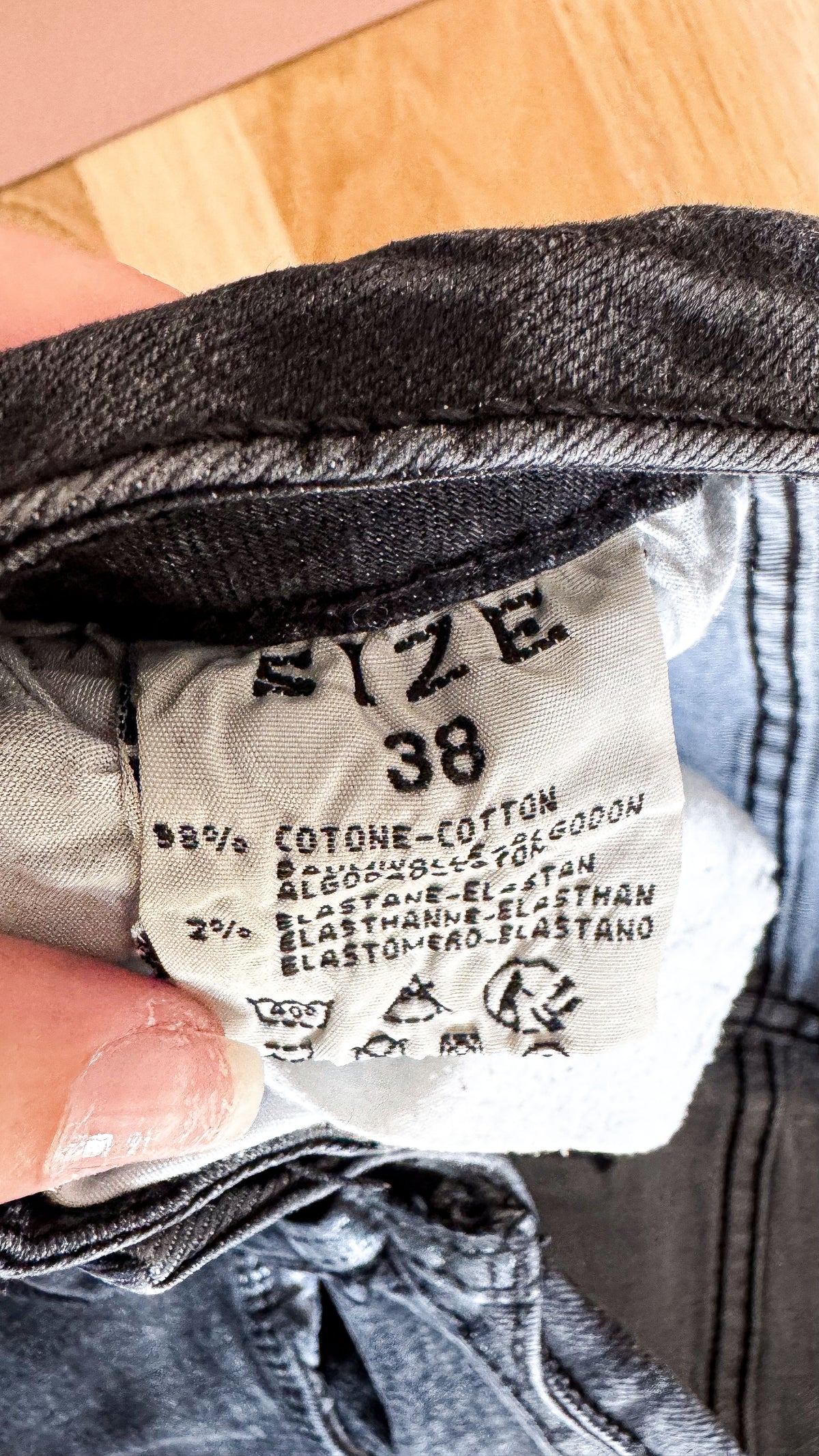 Jean noir droit taille haute 38 - Luizacco