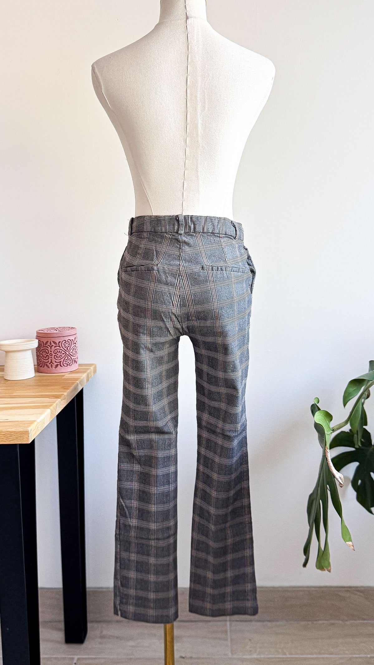 Pantalon carreaux évasé 38 - Stradivarius