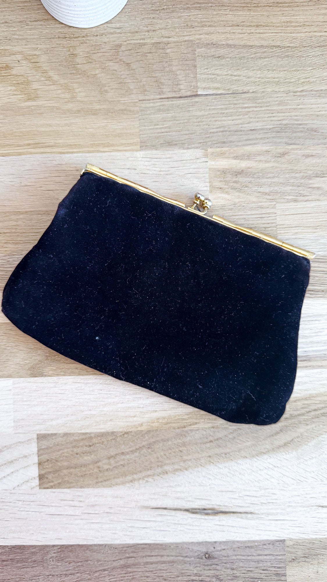 Pochette vintage velours noir fermoir doré à billes