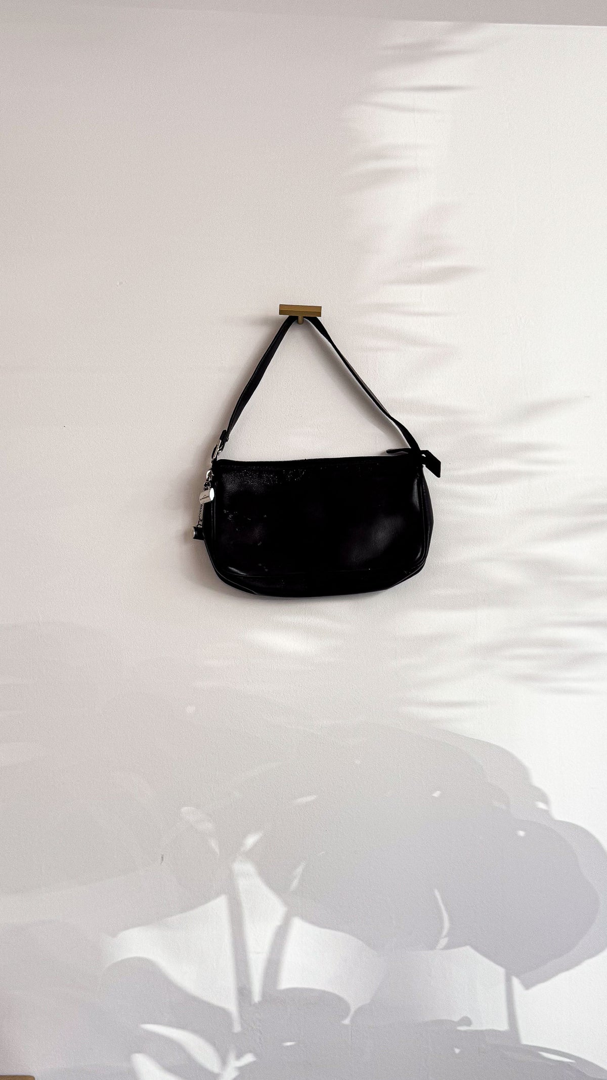 Sac baguette cuir noir rayures - La Bagagerie
