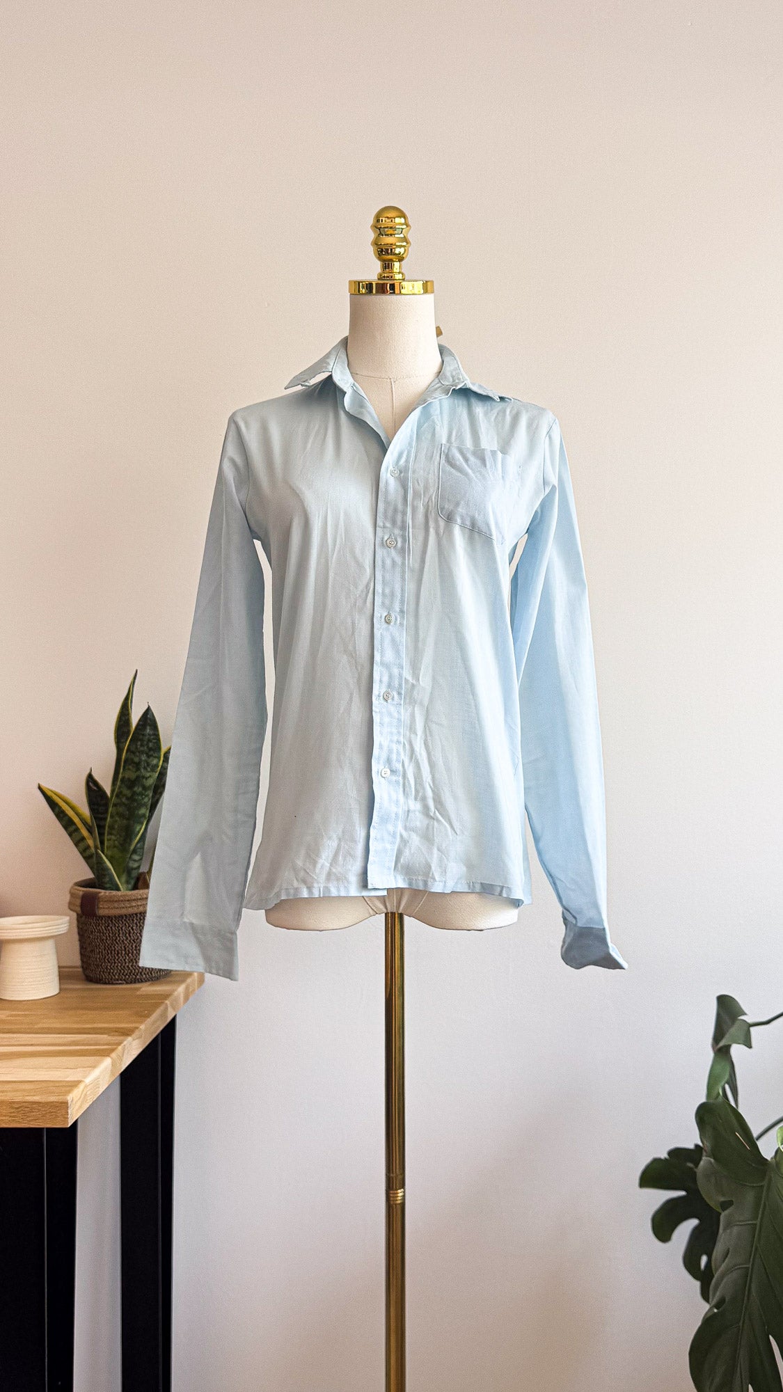 Chemise bleu ciel vintage taille 14 ans XS