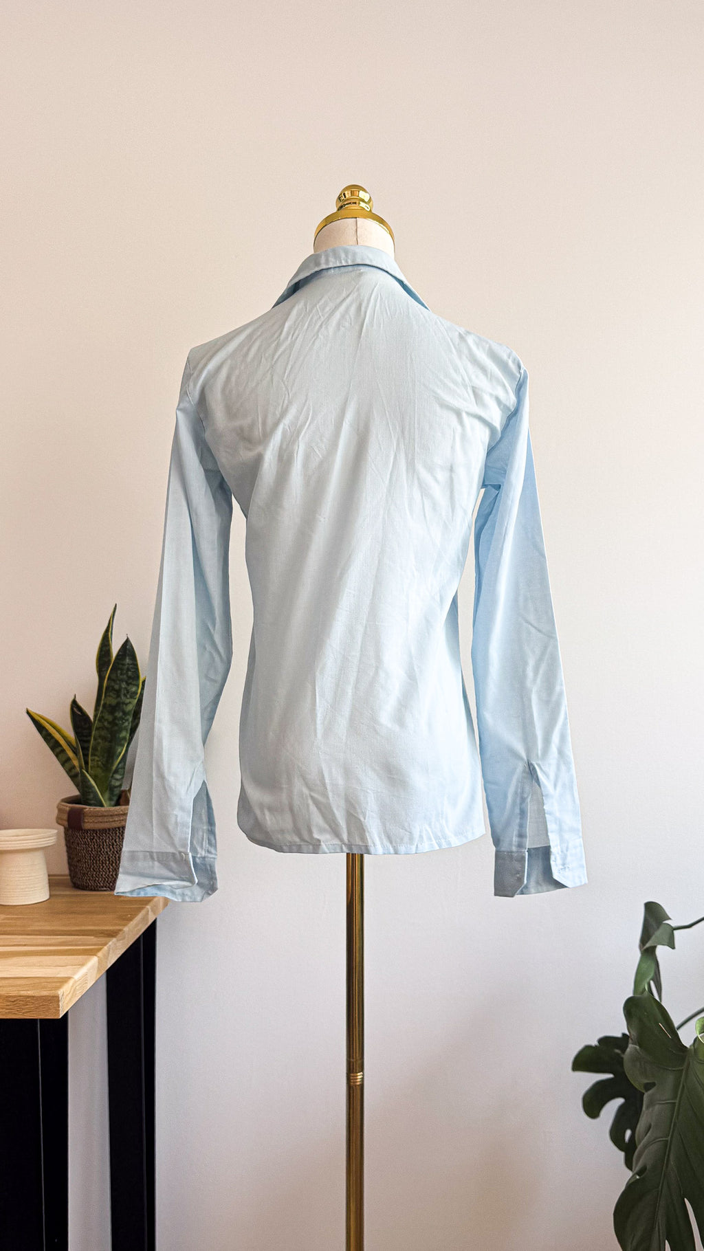 Chemise bleu ciel vintage taille 14 ans XS