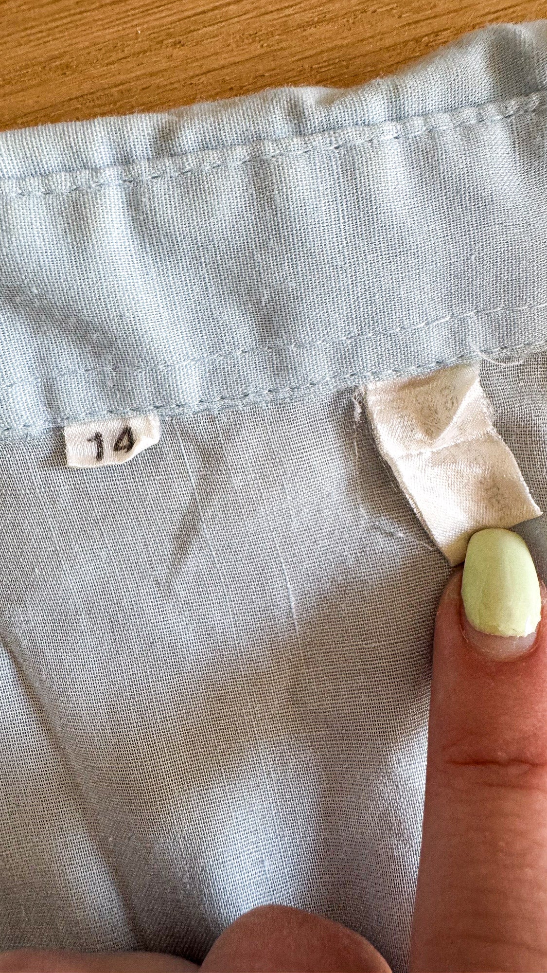 Chemise bleu ciel vintage taille 14 ans XS