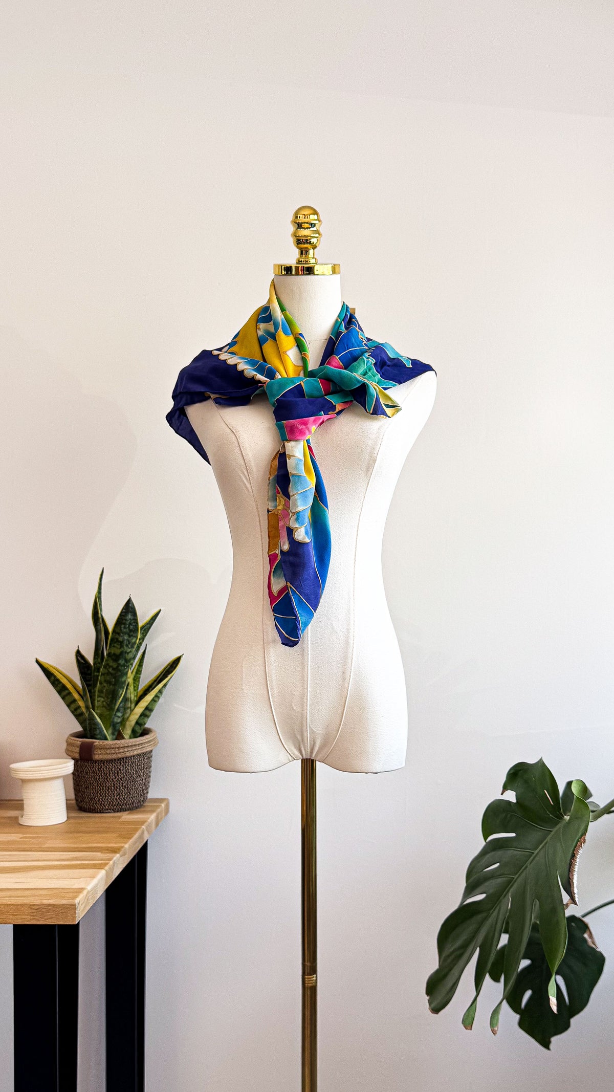 Foulard carré femme bleu floral tropical vintage coloré