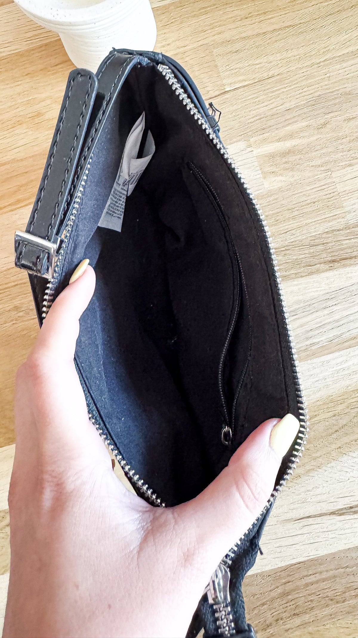 Petit sac Y2K noir vernis Viva Couture vintage baguette