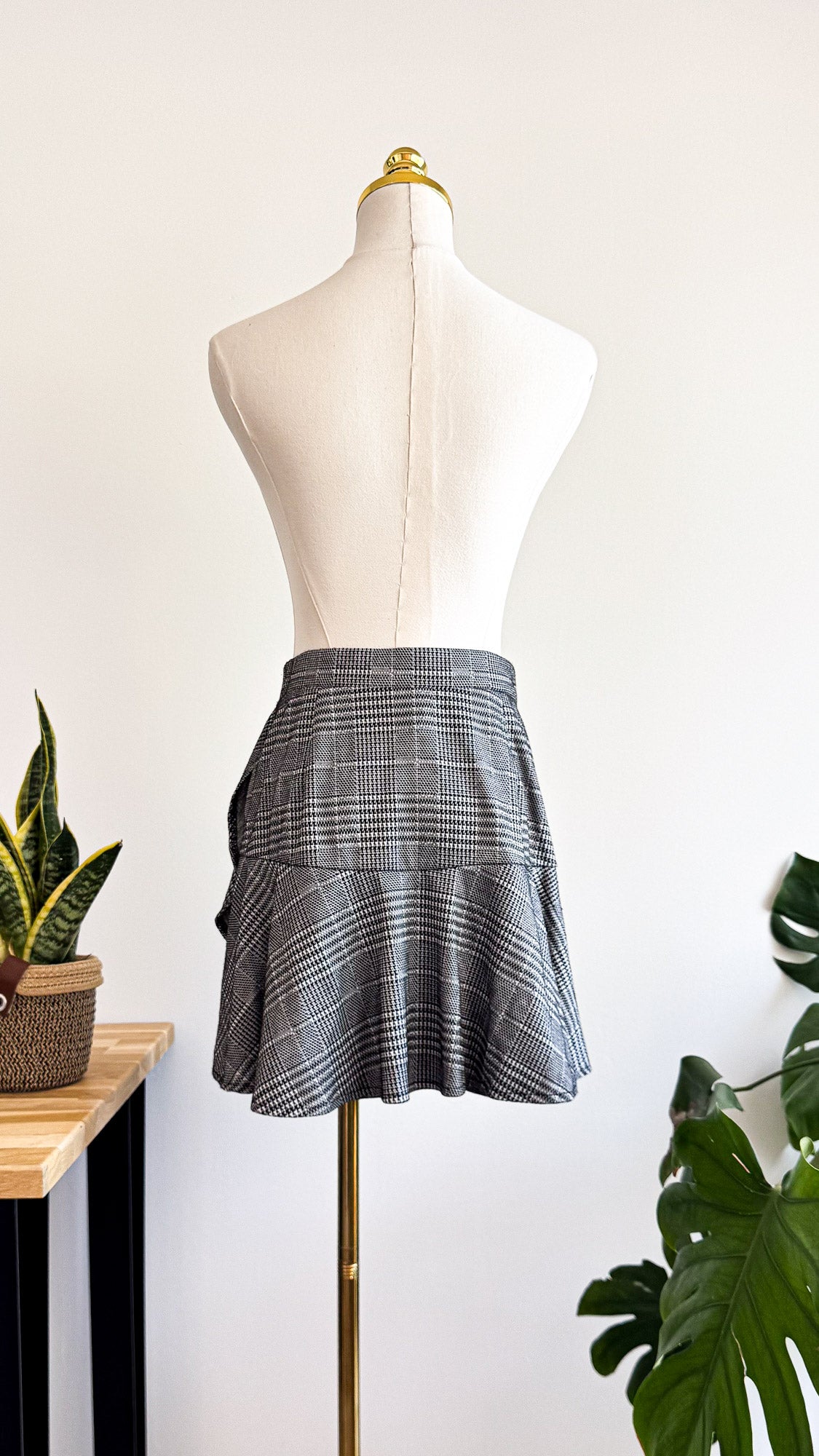 Jupe-short pied de poule volant M - Stradivarius